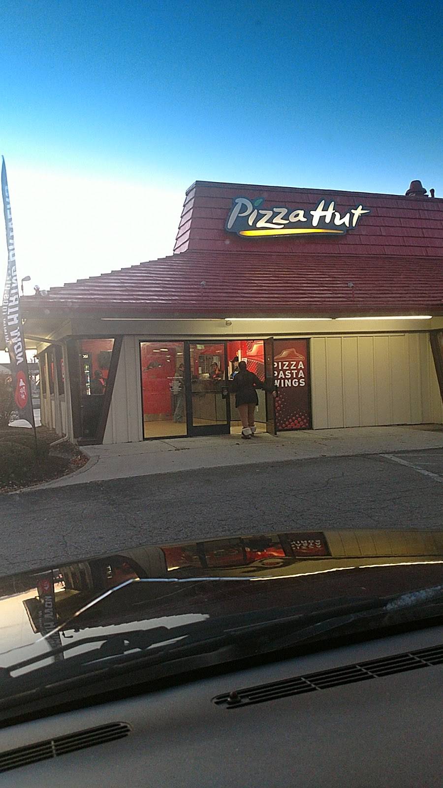 Pizza Hut | restaurant | 6736 E Main St, Reynoldsburg, OH 43068, USA | 6148613924 OR +1 614-861-3924