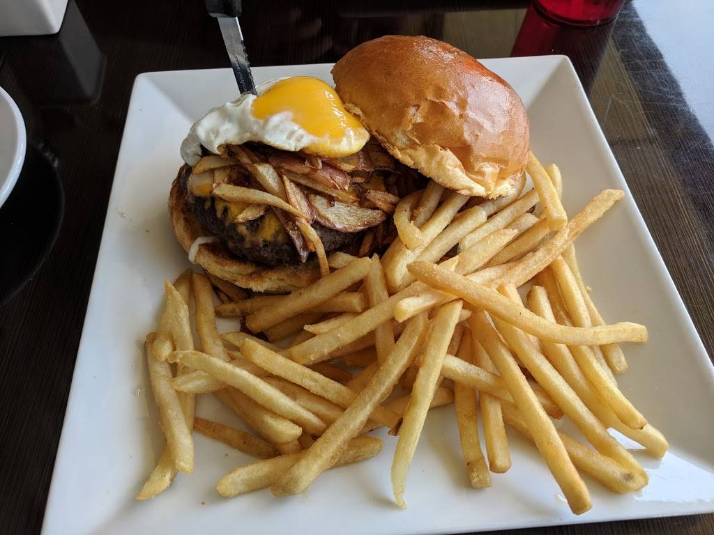 Emles | restaurant | 9250 Reseda Blvd, Northridge, CA 91324, USA | 8187722203 OR +1 818-772-2203