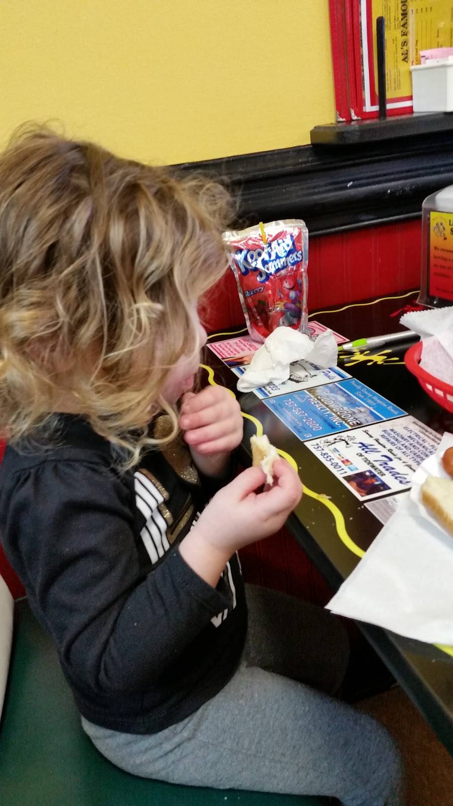 Famous Uncle Als | restaurant | 5394 Kemps River Dr #108, Virginia Beach, VA 23464, USA | 7574207366 OR +1 757-420-7366