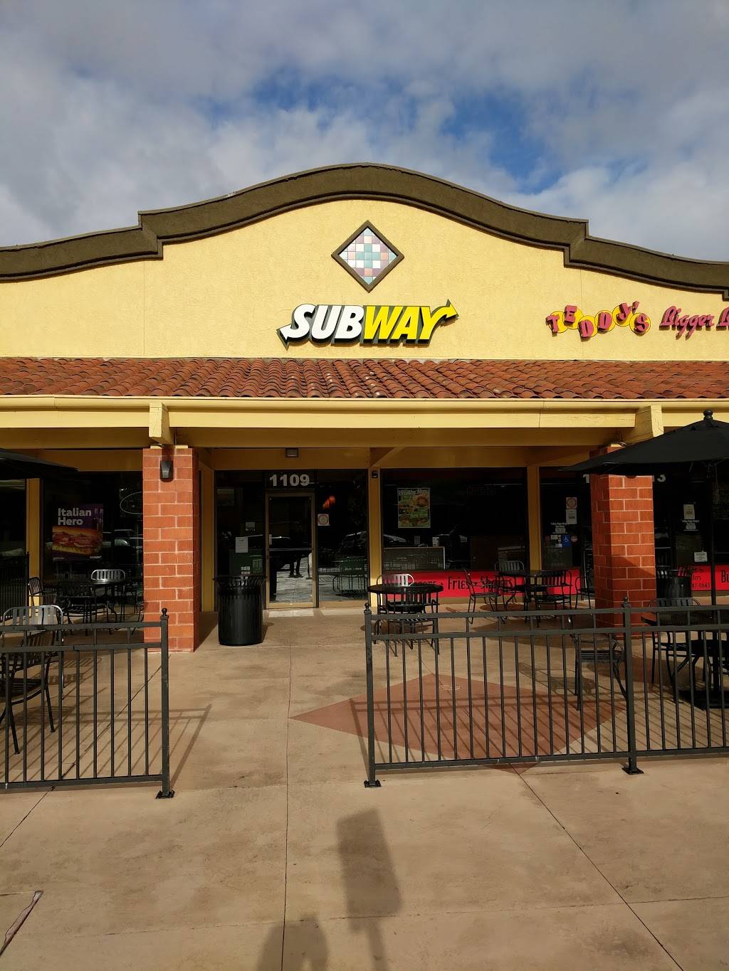 Subway Restaurants | restaurant | 1109 N Harbor Blvd, Fullerton, CA 92832, USA | 7148716444 OR +1 714-871-6444