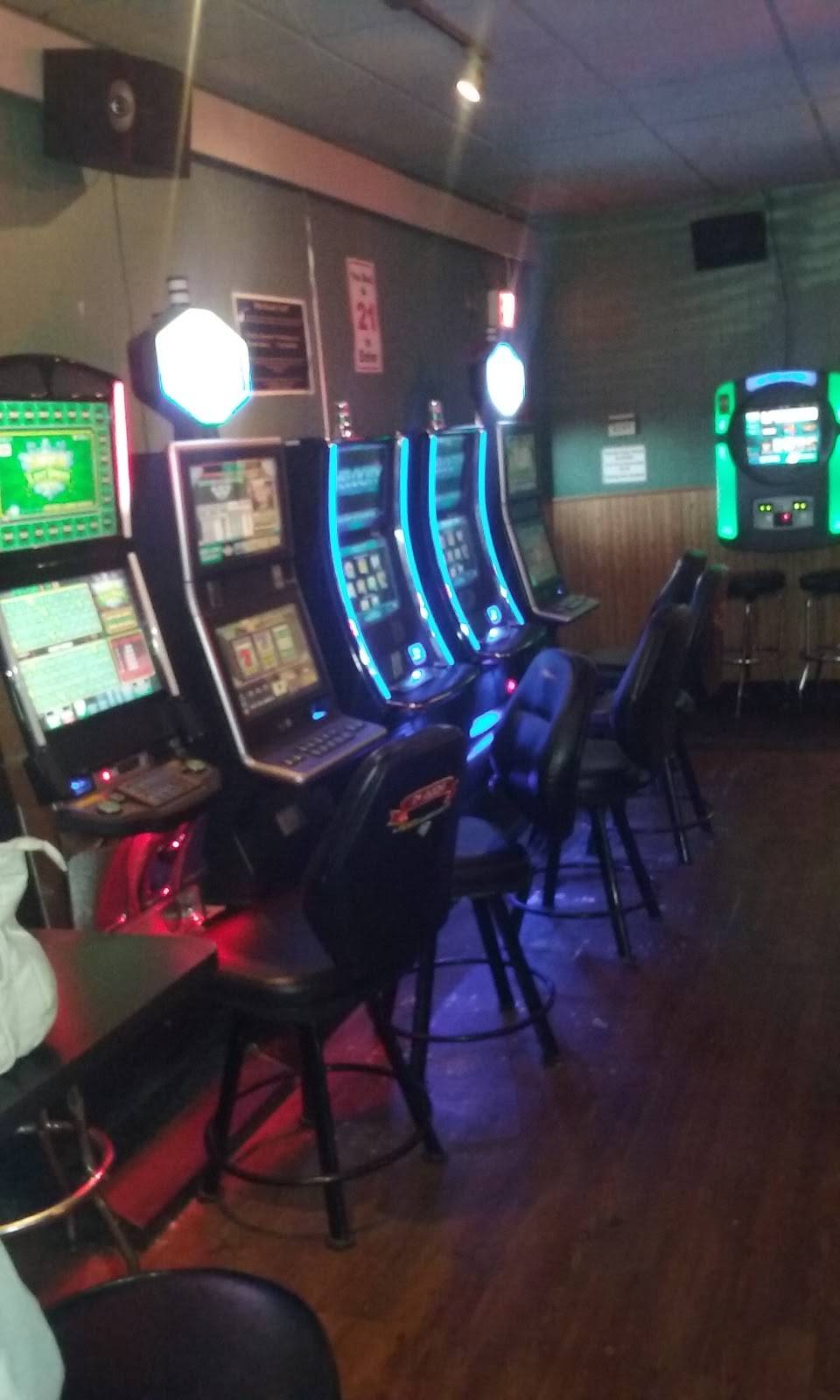 Jasons Pub | restaurant | 1361 Benton St, Crete, IL 60417, USA | 7086726864 OR +1 708-672-6864