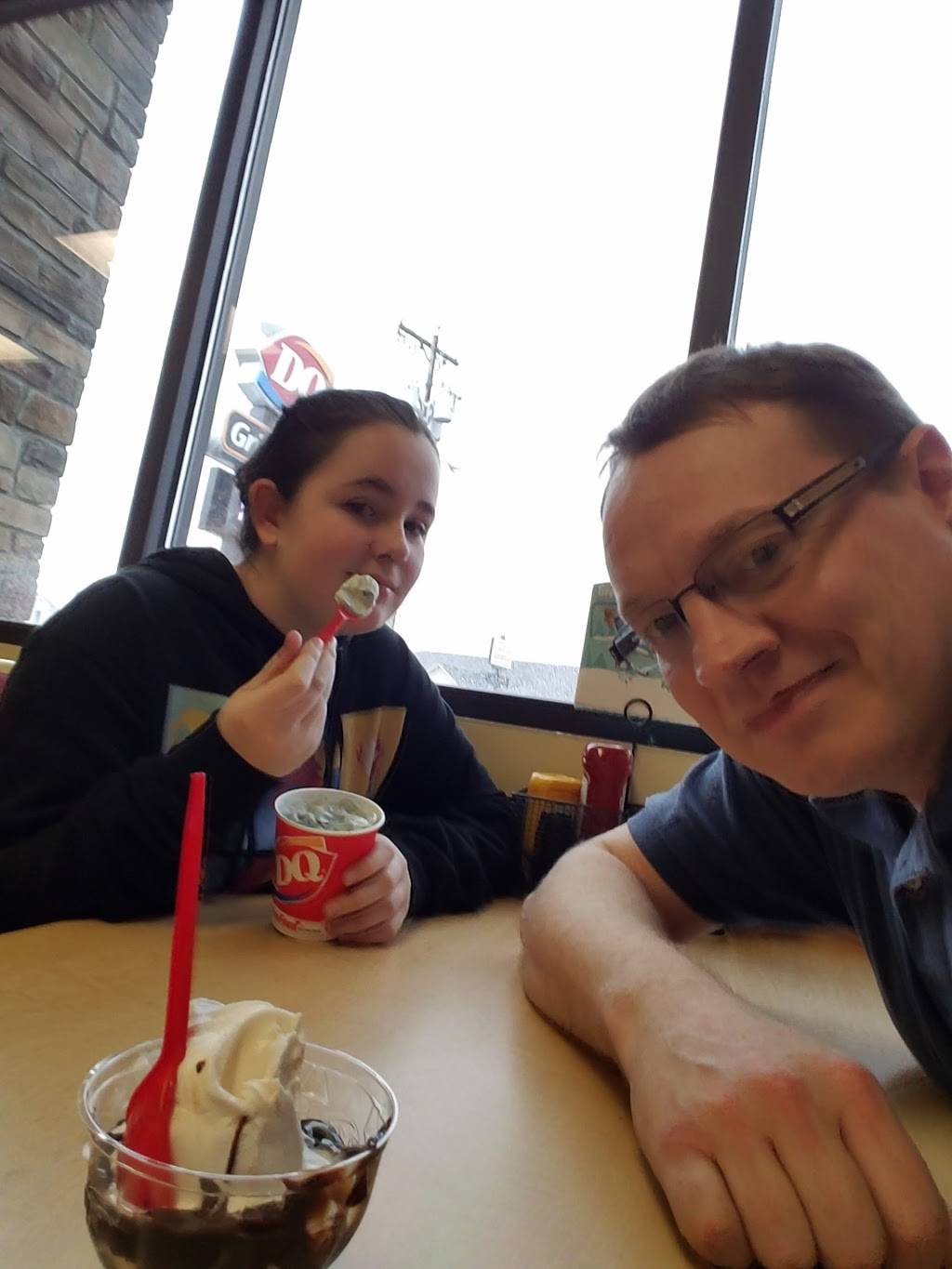 Dairy Queen Grill & Chill | restaurant | 236 N 13th St, Decatur, IN 46733, USA | 2607242929 OR +1 260-724-2929