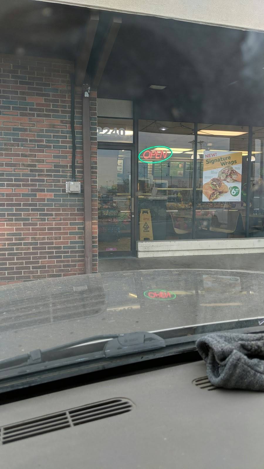 Subway Restaurants | restaurant | 3680 Avenue of the Cities, Moline, IL 61265, USA | 3097624685 OR +1 309-762-4685