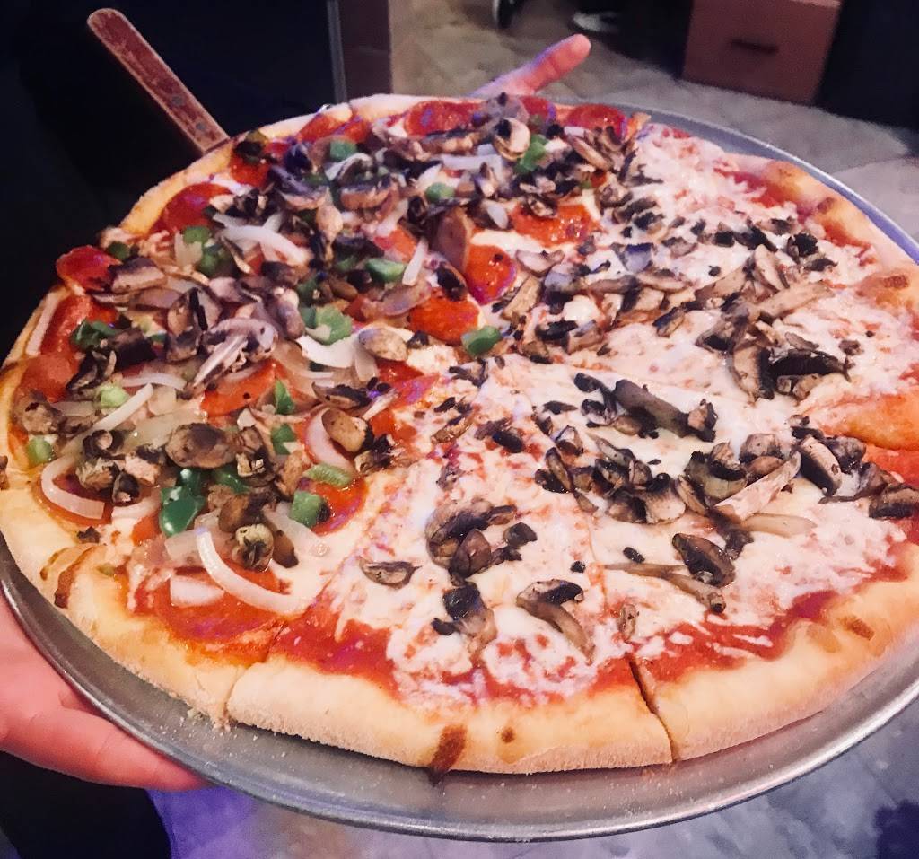 Annas Italian Restaurant Kilmarnock | restaurant | 150 Old Fair Grounds Way, Kilmarnock, VA 22482, USA | 8044358960 OR +1 804-435-8960