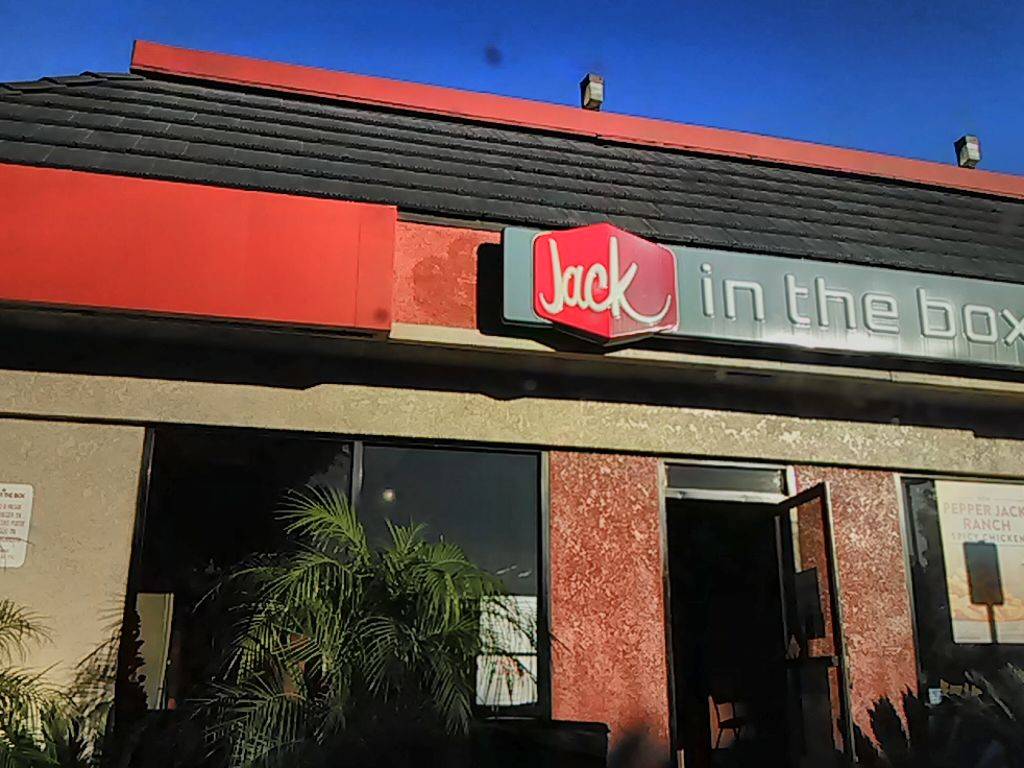 Jack in the Box | restaurant | 1670 W Mission Blvd, Pomona, CA 91766, USA | 9096296539 OR +1 909-629-6539