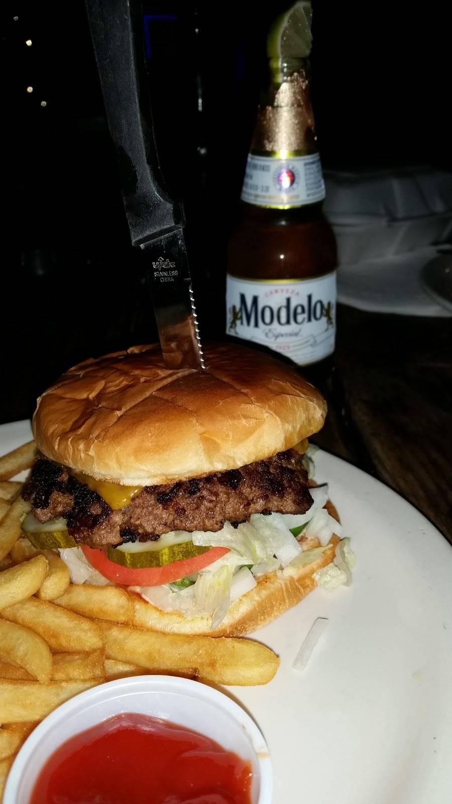 The Yellow Retriever Pub & Grill | night club | 19743 Farm to Market Rd 1488, Magnolia, TX 77355, USA | 2812597460 OR +1 281-259-7460