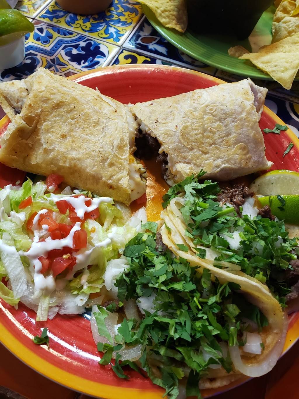 Sazón Latino Mexican Restaurant | restaurant | 610 E Vine St, Kissimmee, FL 34744, USA | 4074835988 OR +1 407-483-5988