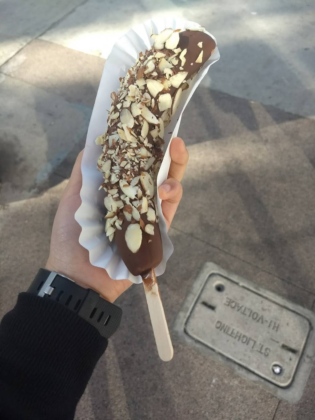 Janes Corndogs | restaurant | 600 E Bay Ave, Newport Beach, CA 92661, USA | 9496734844 OR +1 949-673-4844