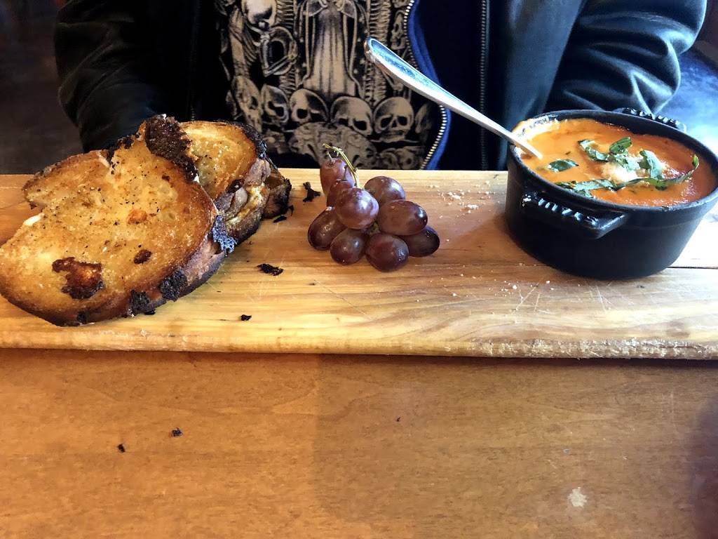 CRÚ Food & Wine Bar - The Domain | restaurant | 11410 Century Oaks Terrace #104, Austin, TX 78758, USA | 5123399463 OR +1 512-339-9463