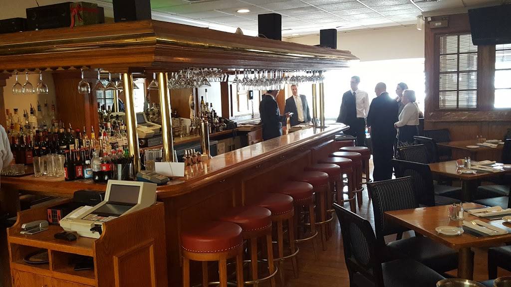 The Monocle Restaurant | restaurant | 107 D St NE, Washington, DC 20002, USA | 2025464488 OR +1 202-546-4488