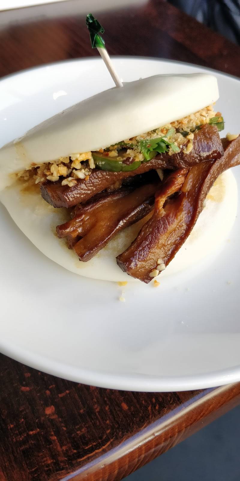 Mola | restaurant | 6018 Penn Ave, Pittsburgh, PA 15206, USA | 4123656688 OR +1 412-365-6688