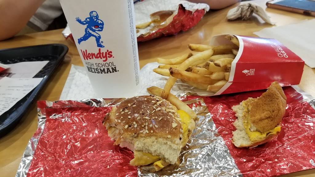 Wendys | restaurant | 1205 W Weir St, Litchfield, IL 62056, USA | 2173243771 OR +1 217-324-3771