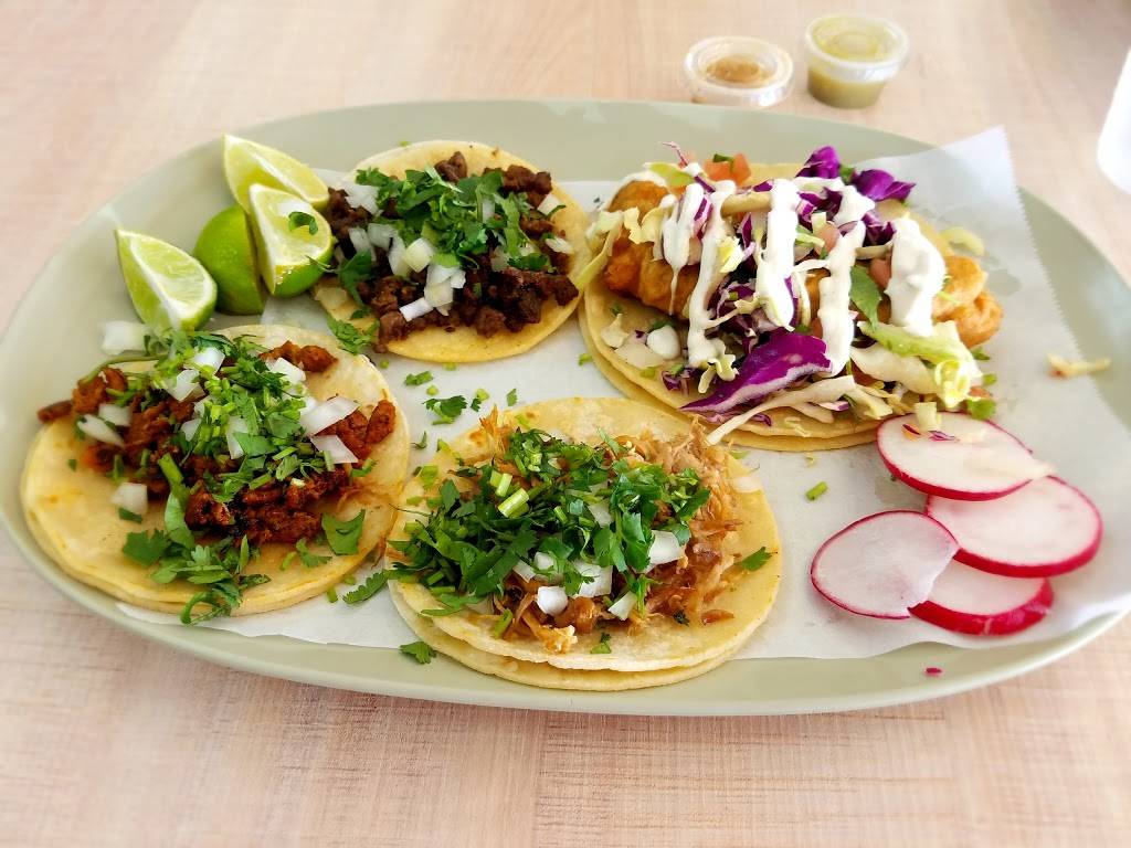 Iguanas Mexican Food | restaurant | 2115 E Ball Rd, Anaheim, CA 92806, USA | 7146037602 OR +1 714-603-7602