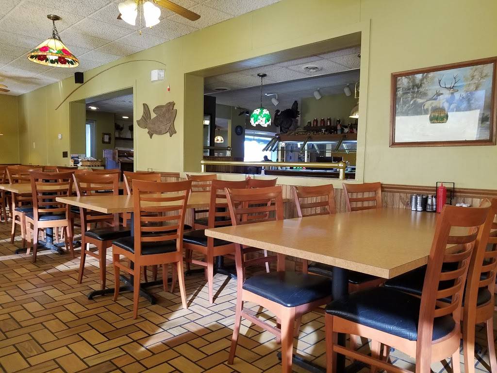 Mill Creek Charlies | restaurant | 3801 M-140, Watervliet, MI 49098, USA | 2694634212 OR +1 269-463-4212