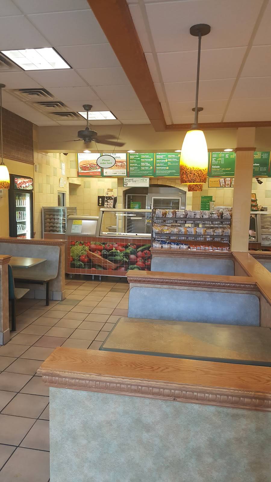 Subway Restaurants | restaurant | 2649 E, 7th Ave E, North St Paul, MN 55109, USA | 6517700794 OR +1 651-770-0794