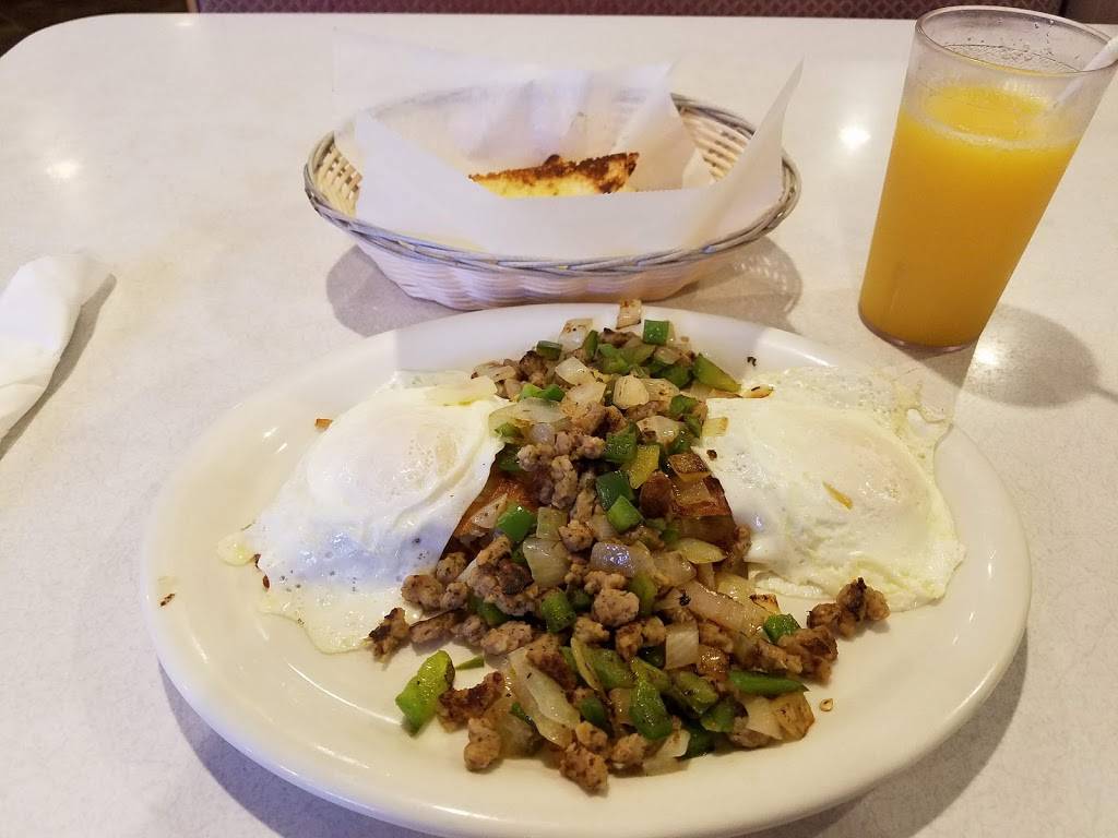 Nickis Omelette & Grill | restaurant | 6805 W Hillsborough Ave, Tampa, FL 33634, USA | 8138843447 OR +1 813-884-3447