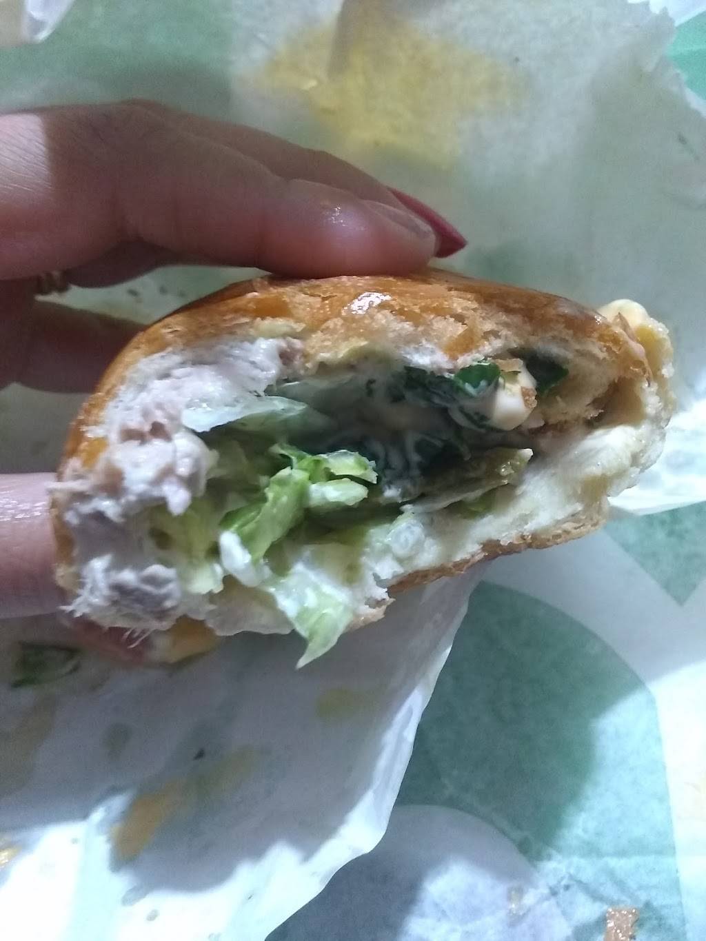 Subway Restaurants | restaurant | Scofield Crossing, 1700 W Parmer Ln Ste 230, Austin, TX 78727, USA | 5128321348 OR +1 512-832-1348