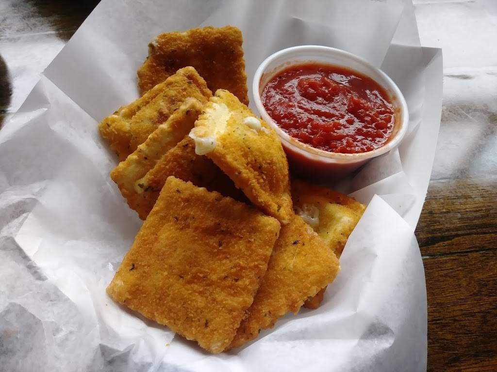 Topshelf Liquor Bar & Pizza | restaurant | 500 Western Ave, Muskegon, MI 49440, USA | 2317226208 OR +1 231-722-6208