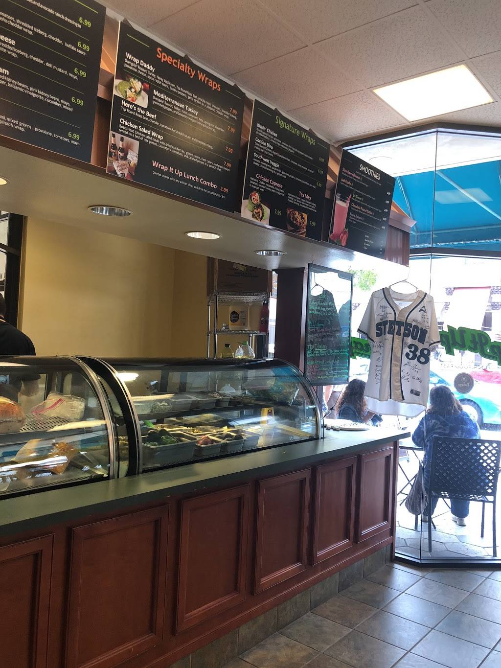 Wrap It Up | restaurant | 101 N Woodland Blvd unit 101, DeLand, FL 32720, USA | 3862797653 OR +1 386-279-7653