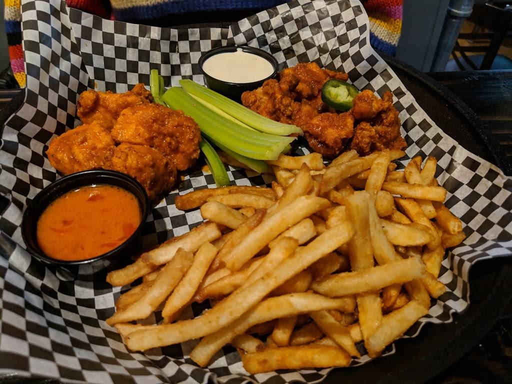 Tried & True Alehouse | restaurant | 4825 E 96th St Suite 1600, Indianapolis, IN 46240, USA | 3172183776 OR +1 317-218-3776