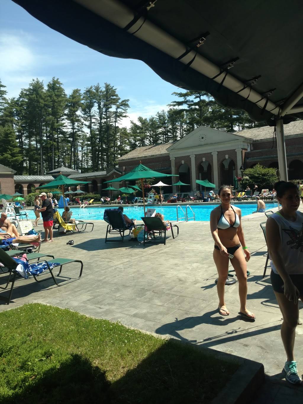 Catherines In the Park | restaurant | 58 Roosevelt Dr, Saratoga Springs, NY 12866, USA | 5185834657 OR +1 518-583-4657