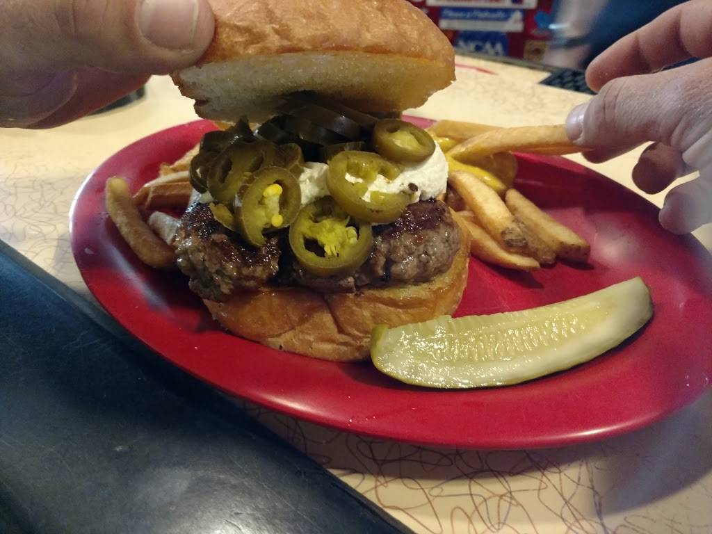 Players Sports Bar | restaurant | 2013 Winnebago St, Madison, WI 53704, USA | 6082449722 OR +1 608-244-9722