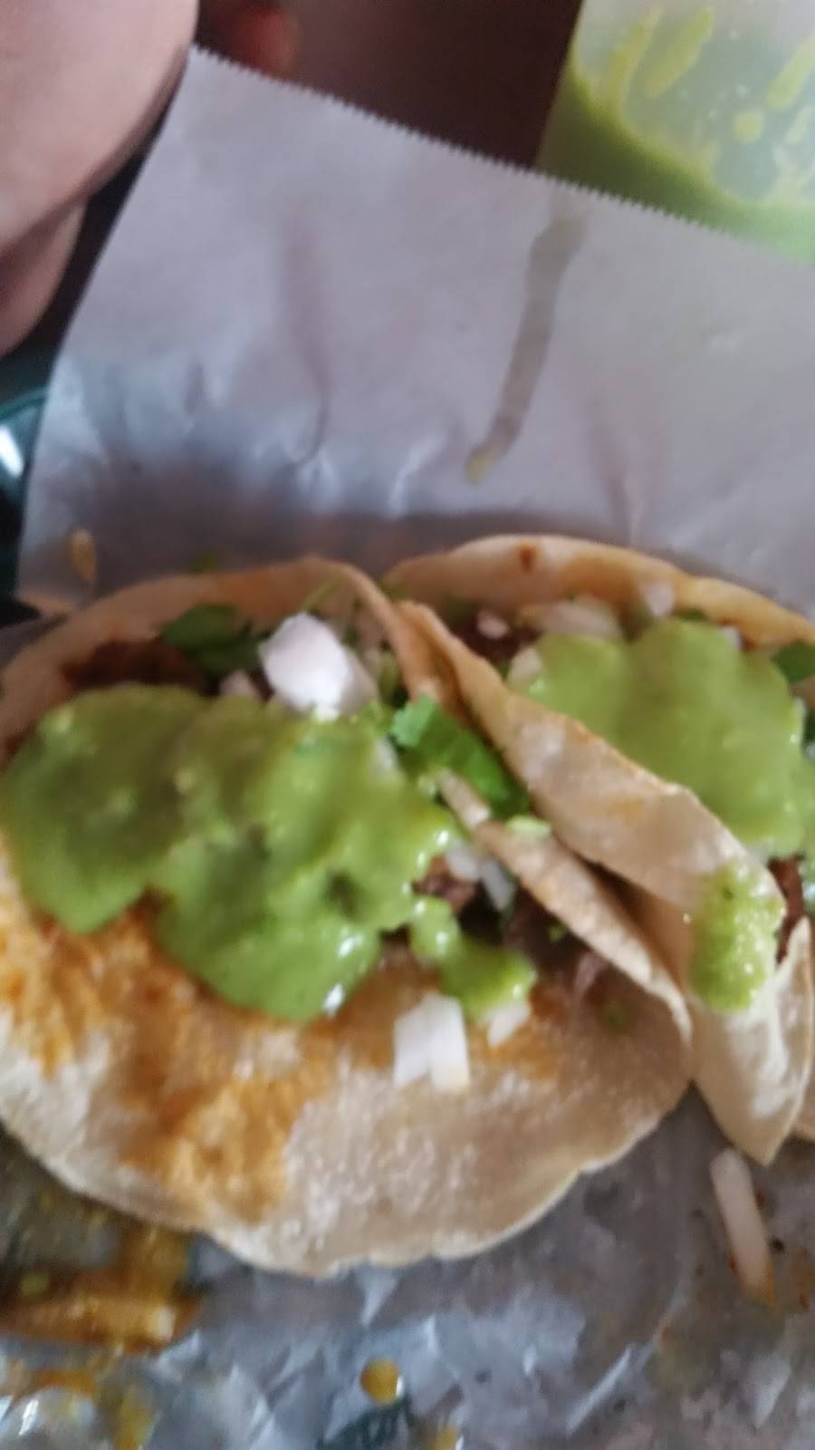 La Morenita | restaurant | 3117 Augusta Rd, West Columbia, SC 29170, USA | 8035860582 OR +1 803-586-0582