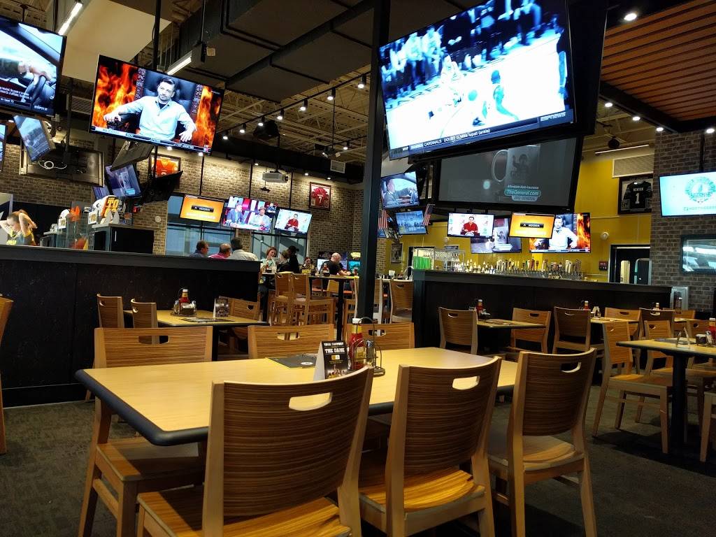 Buffalo Wild Wings | restaurant | 2625 Broad St, Sumter, SC 29150, USA | 8034697400 OR +1 803-469-7400