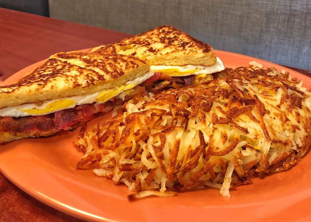 Mr. Bs Pancake House | restaurant | 1910 E Apple Ave, Muskegon, MI 49442, USA | 2317192337 OR +1 231-719-2337