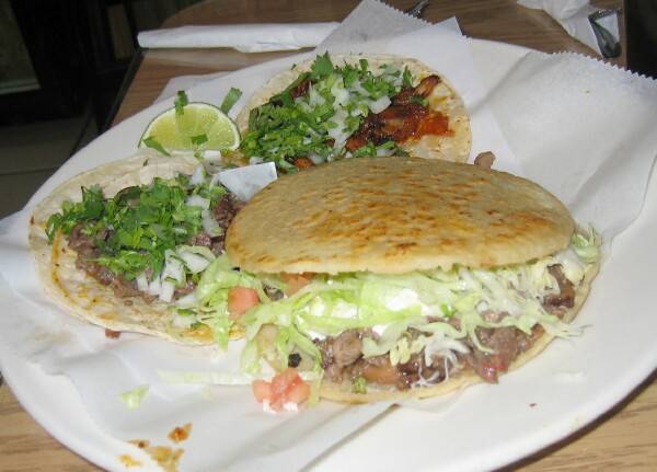 Taqueria Los 3 Carnales | restaurant | 5000 Whittier Blvd, East Los Angeles, CA 90022, USA | 3234062554 OR +1 323-406-2554