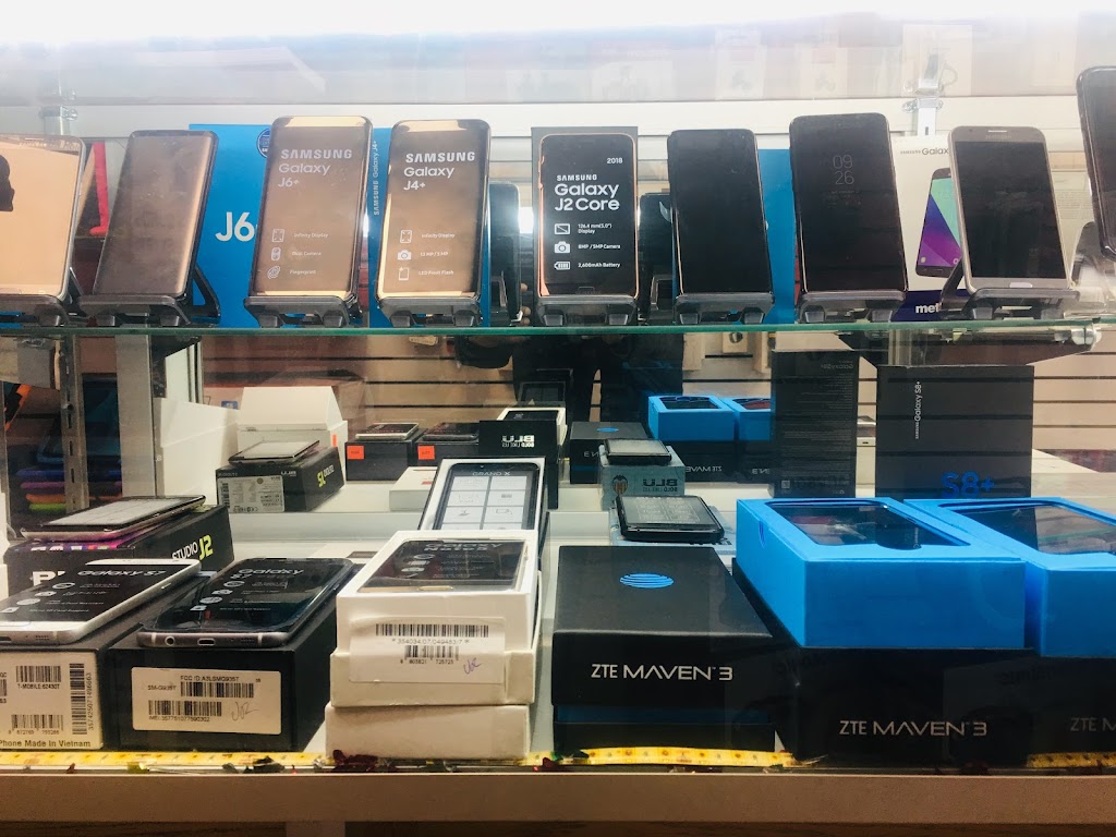 Junction Deli and Grill | restaurant | 4910 Junction Blvd, Queens, NY 11373, USA | 7182714383 OR +1 718-271-4383