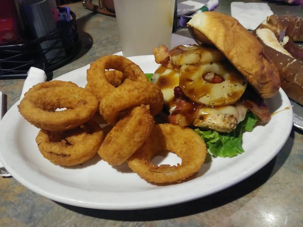 JPs Sports Bar & Grill | restaurant | 95 Hilltop Village Center Dr, Eureka, MO 63025, USA | 6369385030 OR +1 636-938-5030