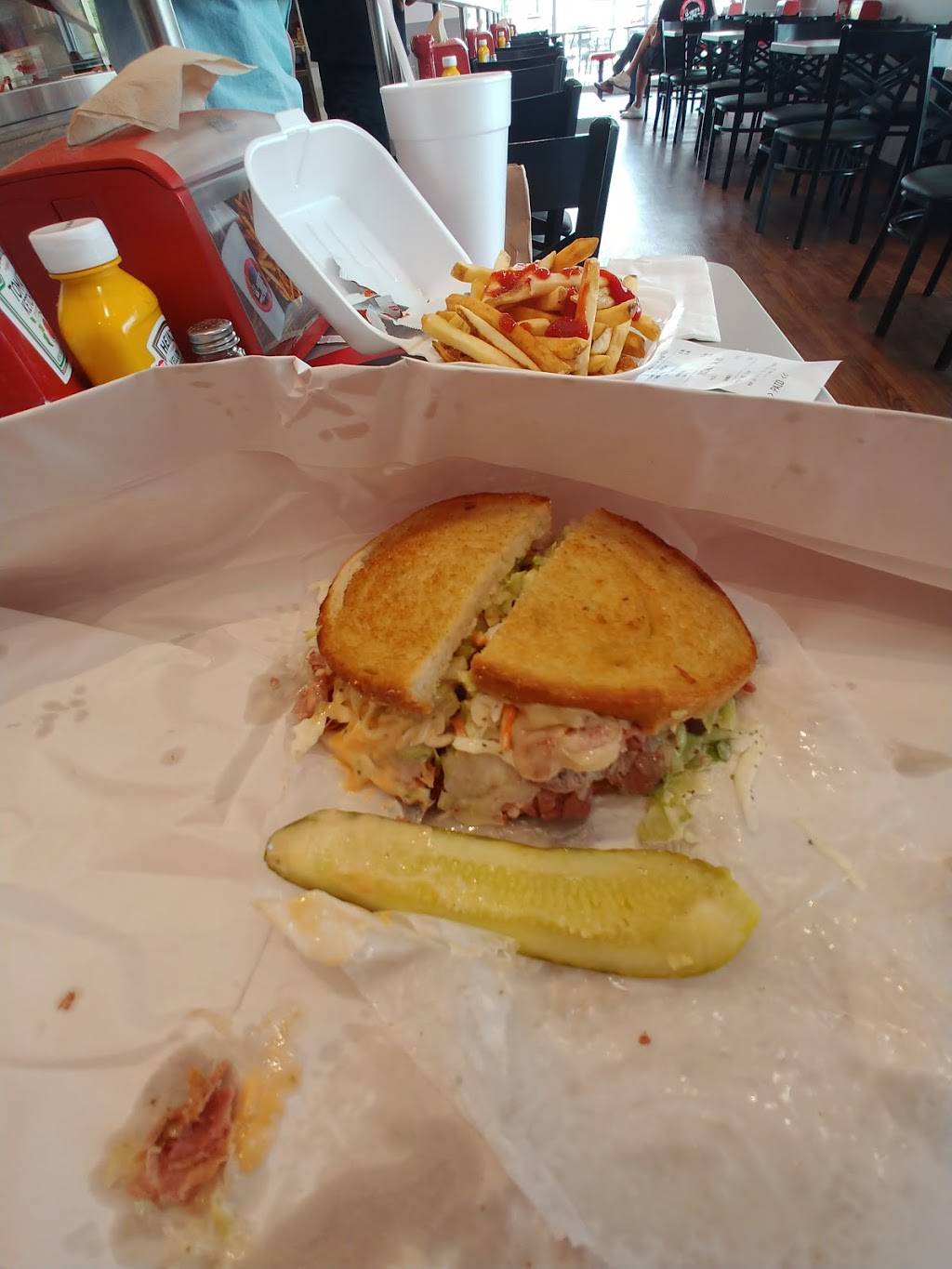 Leftys Famous Cheese Steak & Hoagies Grill | restaurant | 26587 Evergreen Rd, Southfield, MI 48076, USA | 2483277737 OR +1 248-327-7737