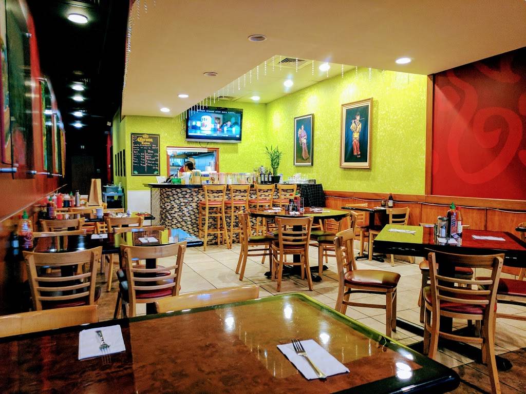 Phantasia | restaurant | 959 Poquonnock Rd, Groton, CT 06340, USA | 8604058000 OR +1 860-405-8000