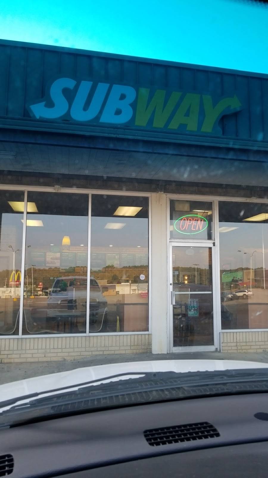 Subway | restaurant | 211 Hwy 30 W B, New Albany, MS 38652, USA | 6625347607 OR +1 662-534-7607