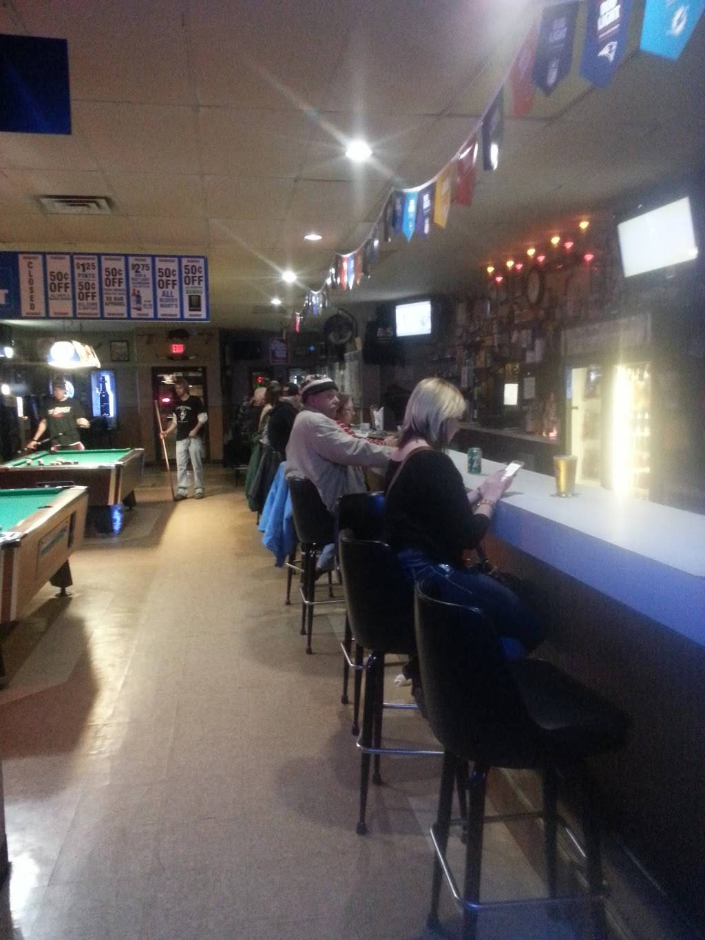 BS Bar & Grill | restaurant | 216 E Main St, Reedsburg, WI 53959, USA | 6087683505 OR +1 608-768-3505