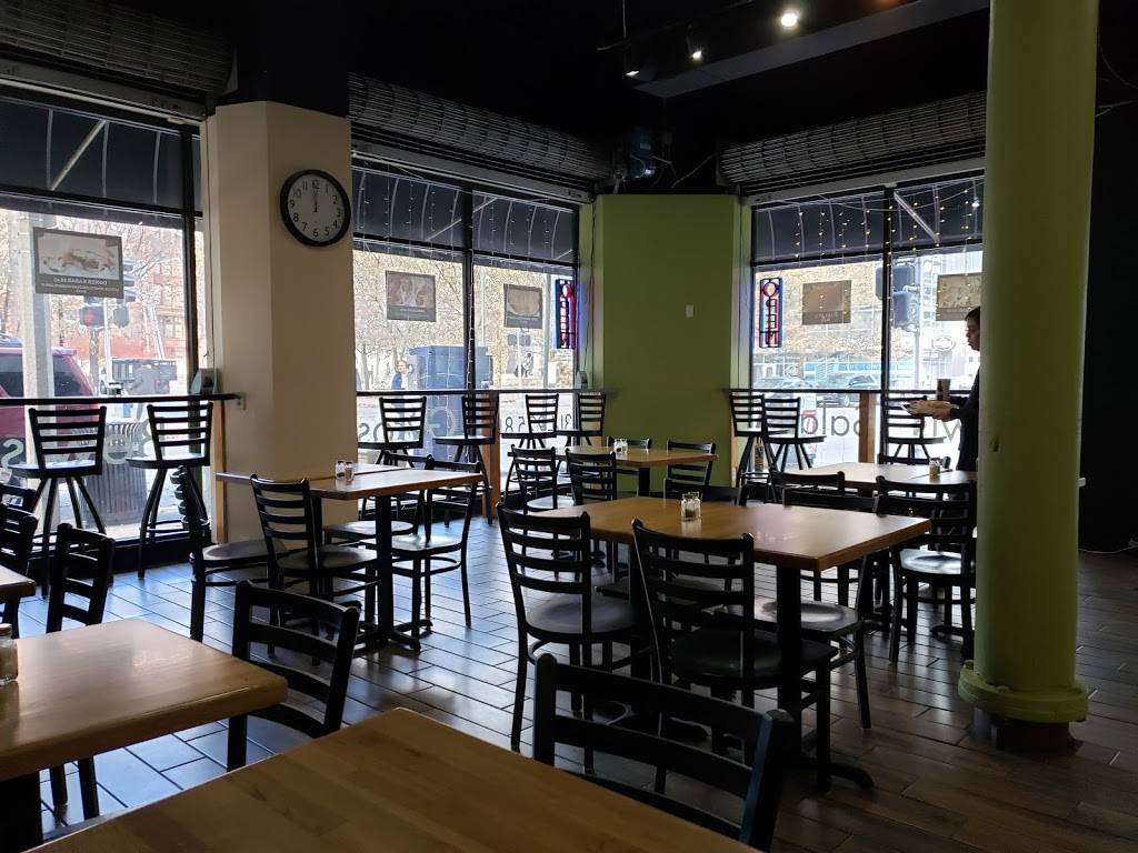 Gyro Express formerly Yiro/Gyro | restaurant | 750 Locust St, St. Louis, MO 63101, USA | 3143008300 OR +1 314-300-8300