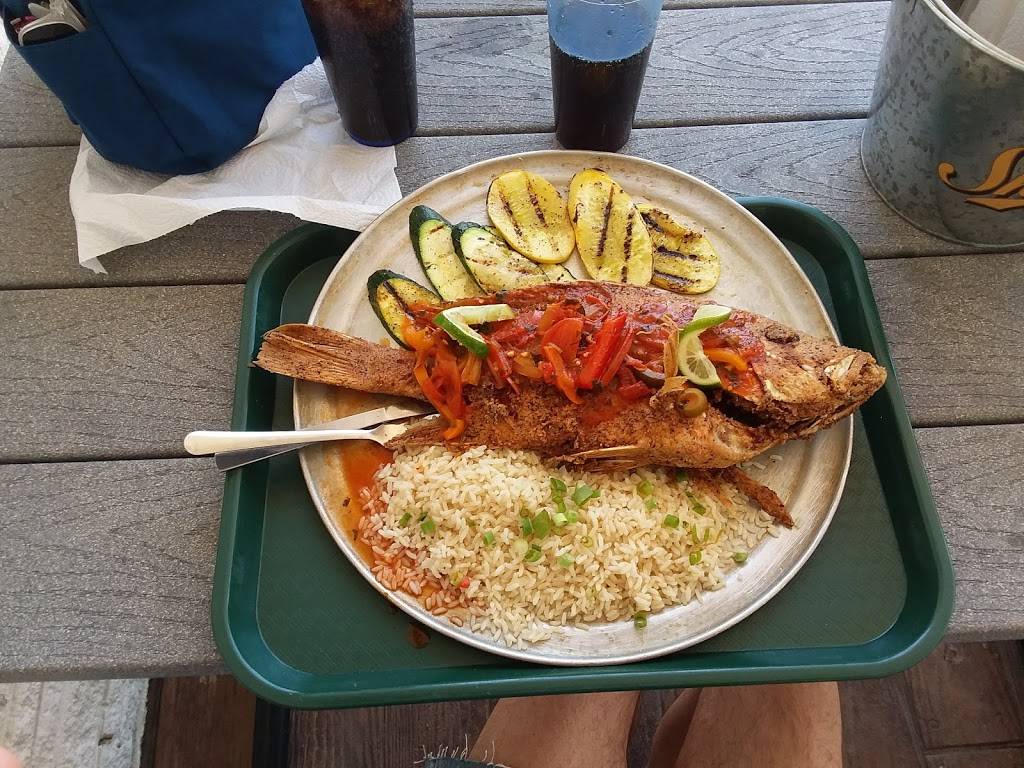 Flying Fish | restaurant | 300 E Abram St #100, Arlington, TX 76010, USA | 8173033335 OR +1 817-303-3335