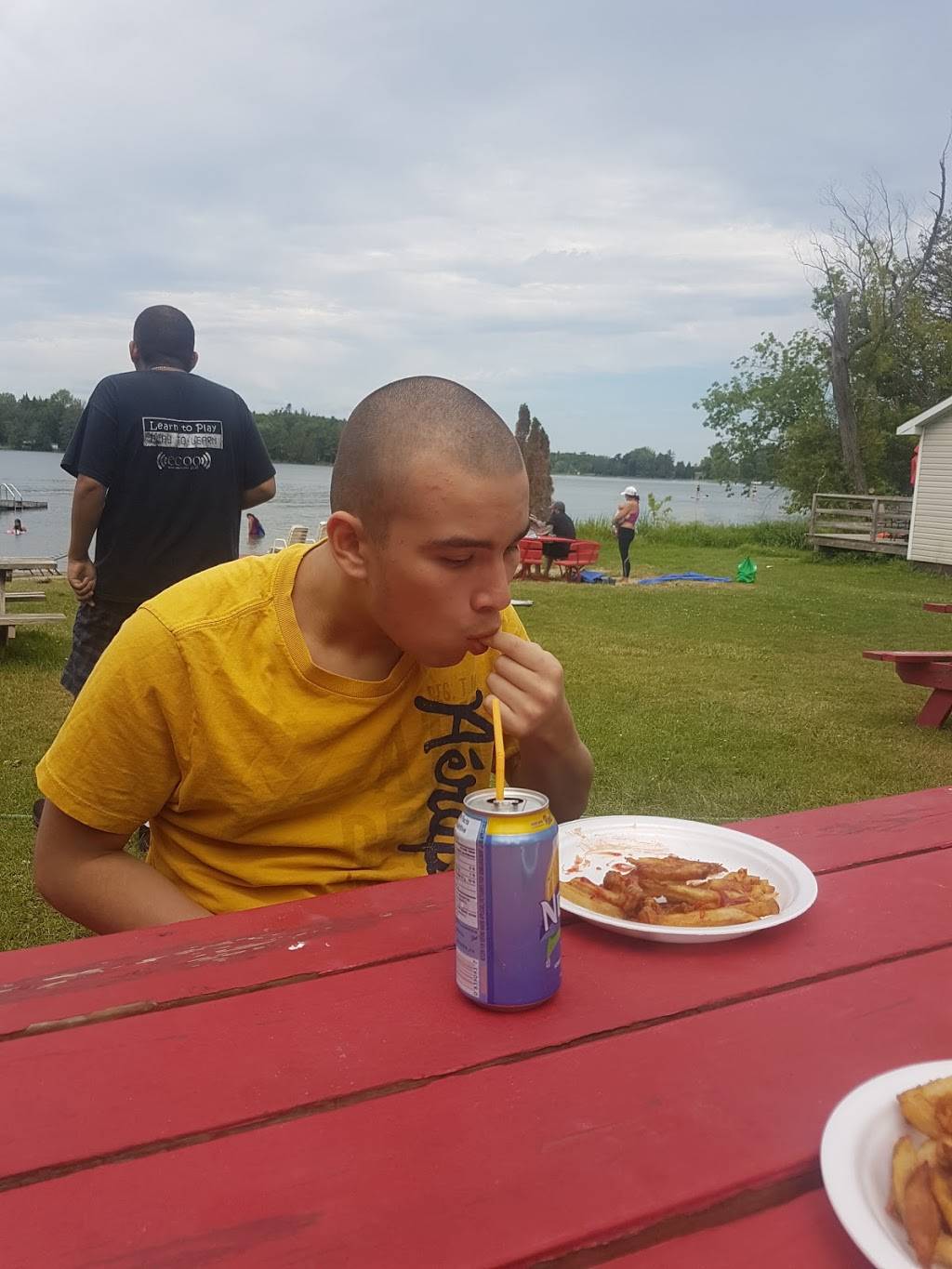 Redlys Country Kitchen | restaurant | 116 Oak Lake Rd, Stirling, ON K0K 3E0, Canada | 6133950343 OR +1 613-395-0343