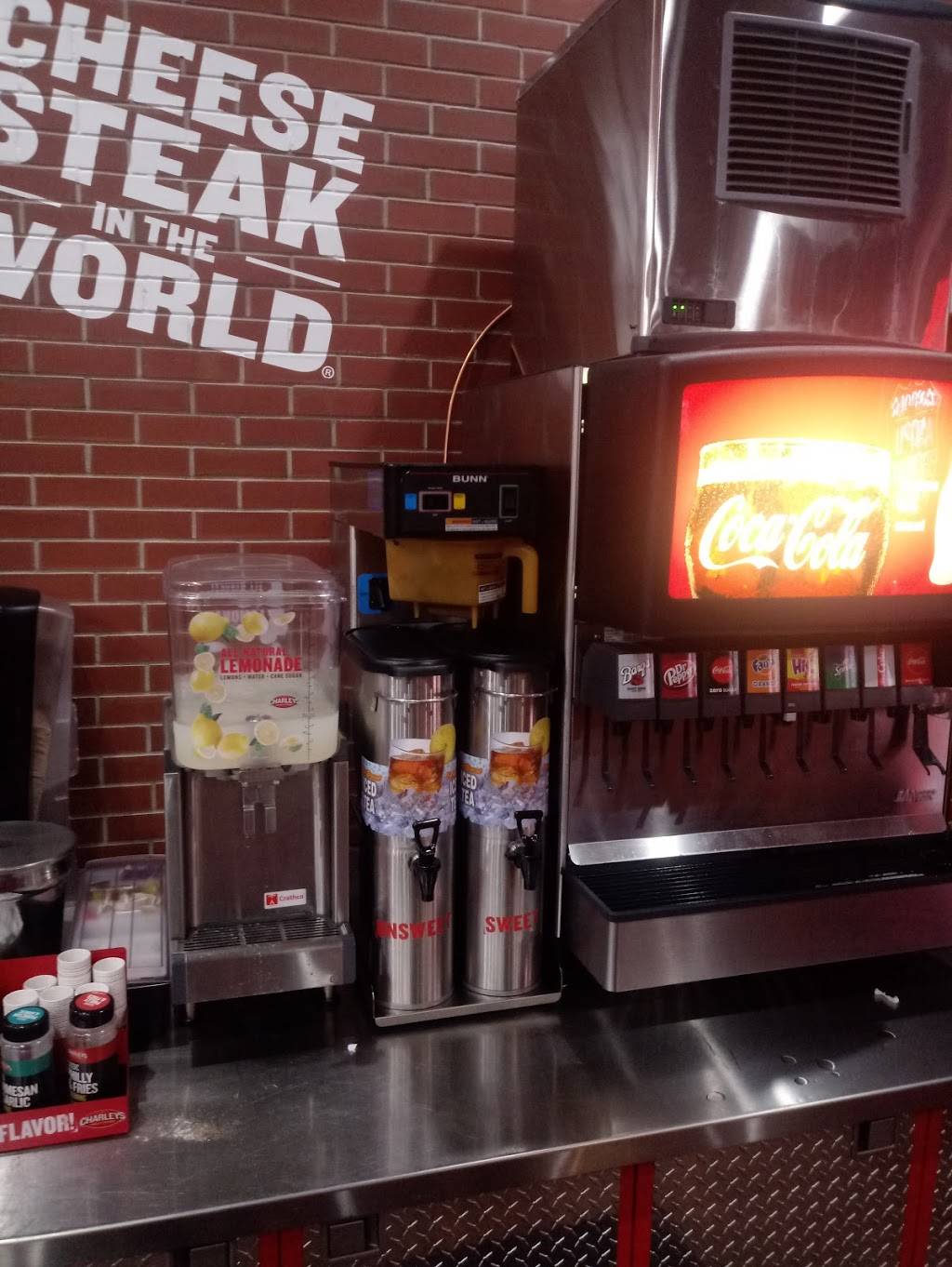 Charleys Philly Steaks | restaurant | 4823 W 79th St, Burbank, IL 60459, USA | 7089211279 OR +1 708-921-1279