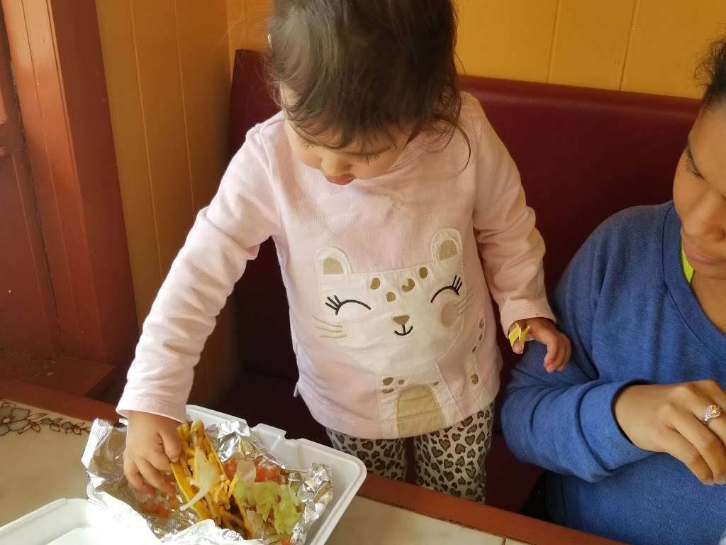 Route 12 Taco | restaurant | 1383 Norwich Rd, Plainfield, CT 06374, USA | 8605648226 OR +1 860-564-8226