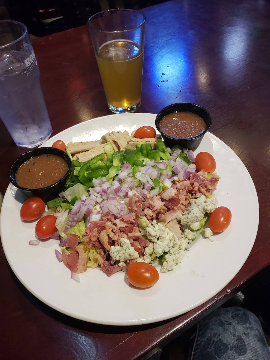 Rosatis Pizza Sports Pub | restaurant | 1225, 1729 N Dysart Rd, Avondale, AZ 85392, USA | 6024551000 OR +1 602-455-1000