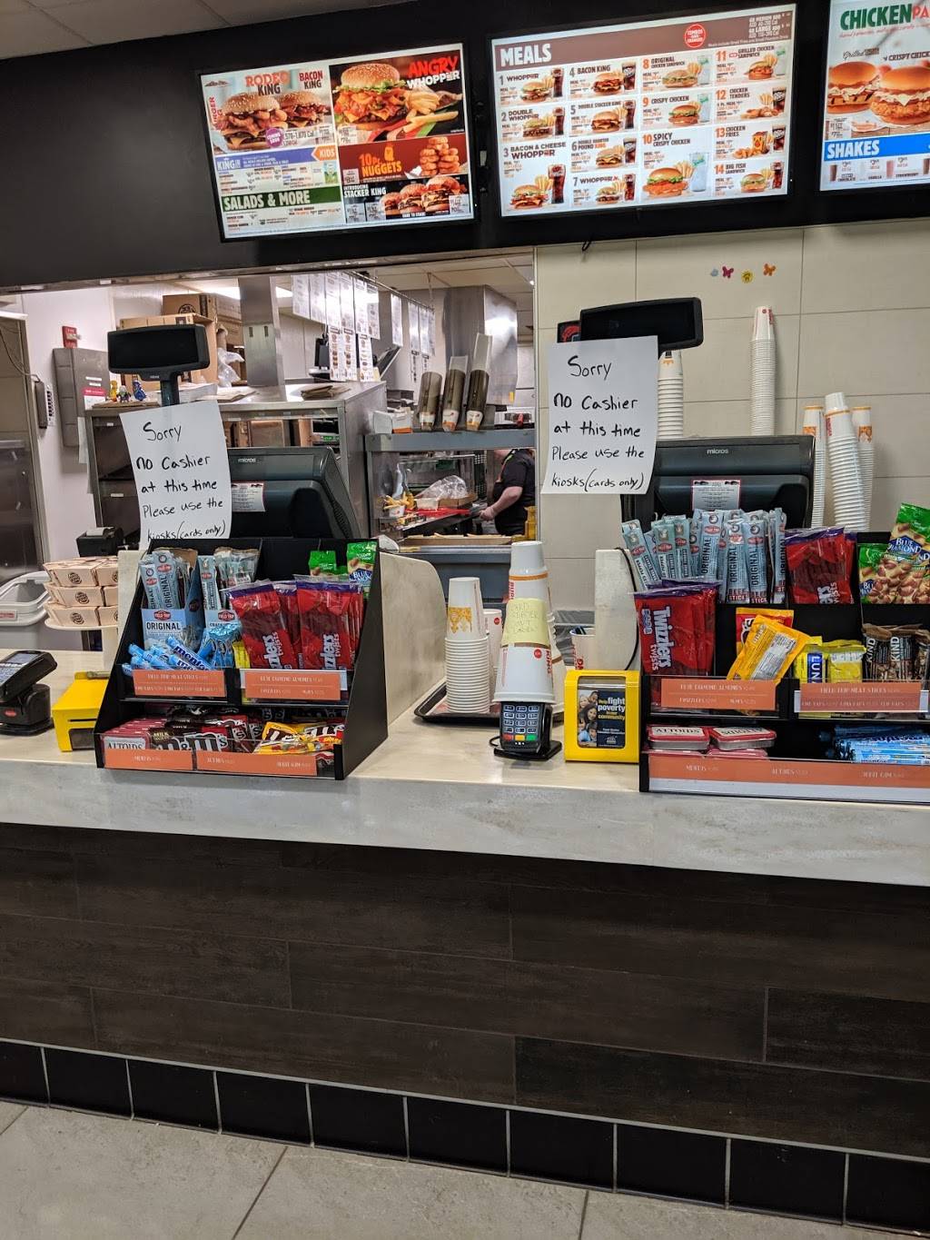 Burger King | restaurant | Maine Turnpike, Kennebunk, ME 04043, USA | 2079854717 OR +1 207-985-4717