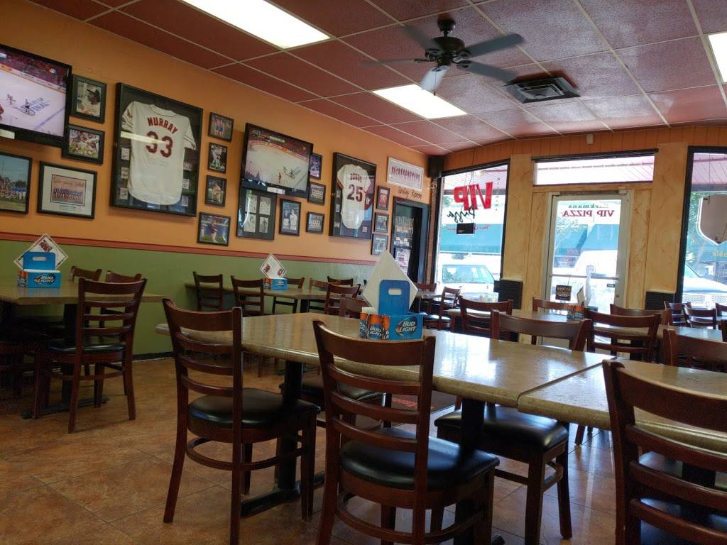 VIP Pizza | restaurant | 180 E Pine St, Exeter, CA 93221, USA | 5595925170 OR +1 559-592-5170