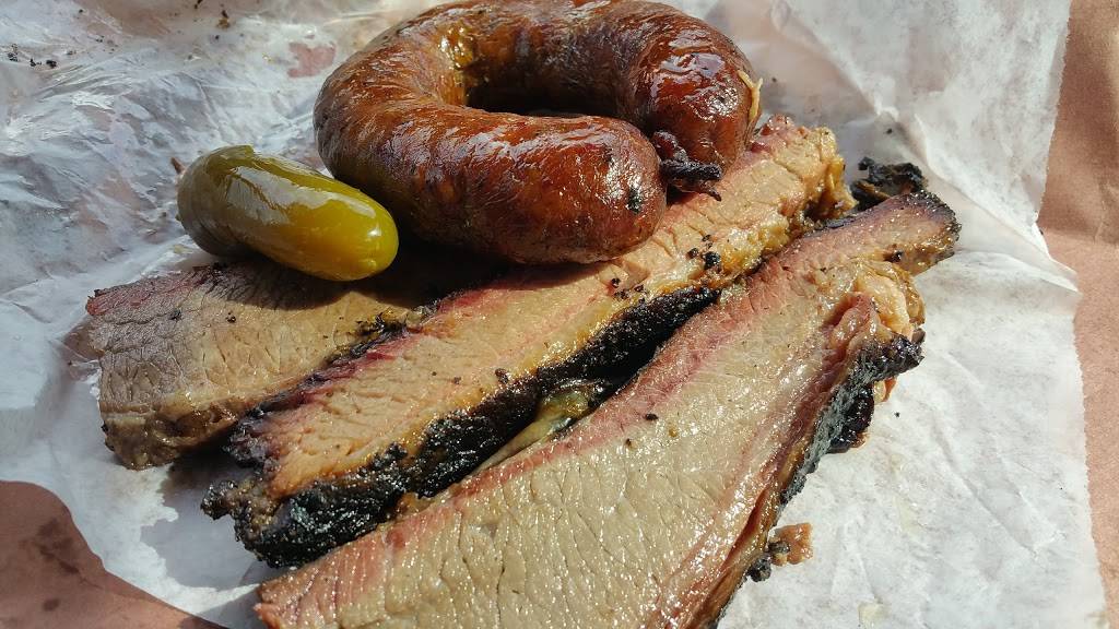 Hays County Barbeque Restaurant | restaurant | 1612 S Interstate 35, San Marcos, TX 78666, USA | 5123926000 OR +1 512-392-6000