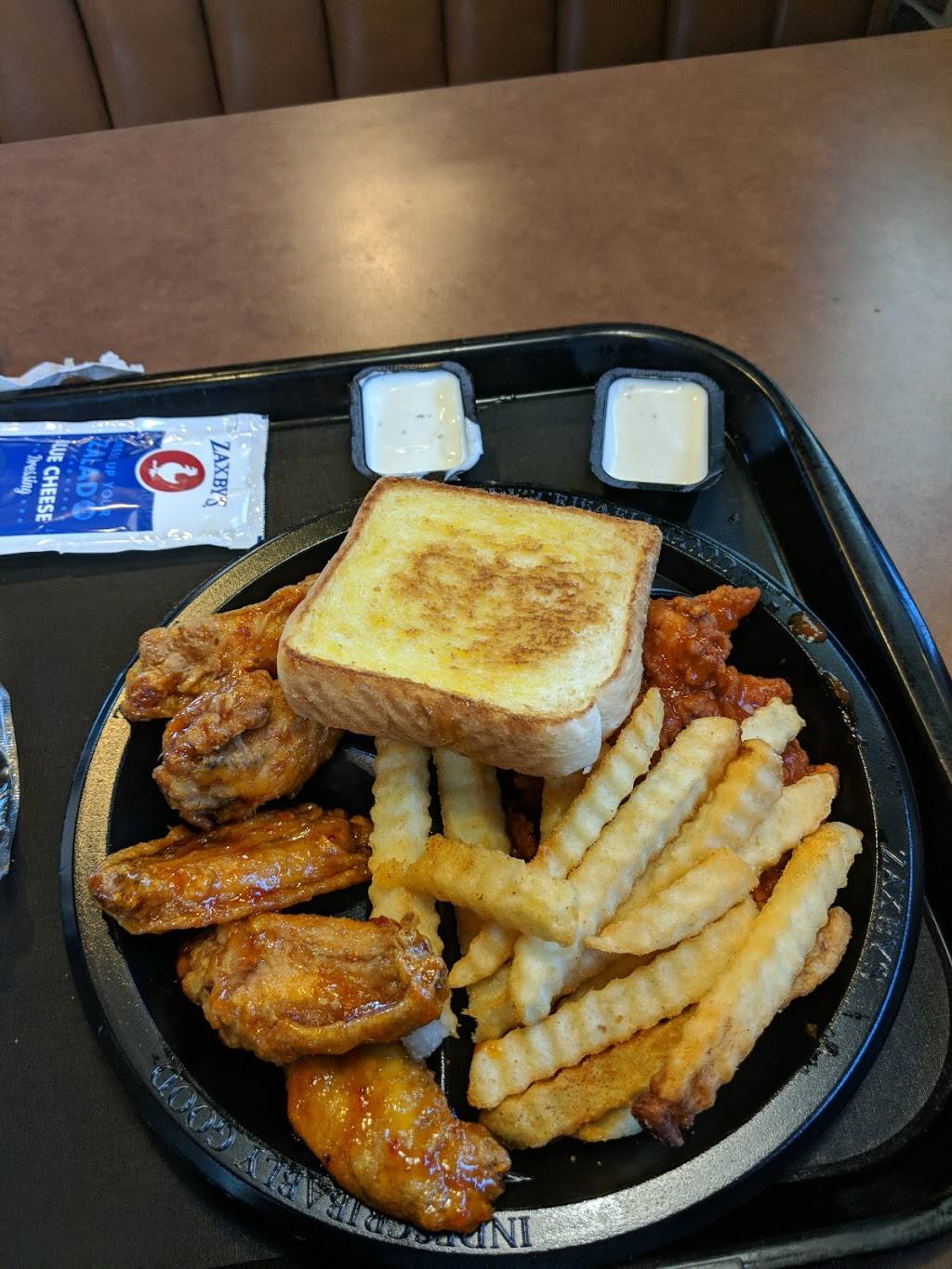 Zaxbys Chicken Fingers & Buffalo Wings | restaurant | 3181 Matlock Rd, Mansfield, TX 76063, USA | 6825187360 OR +1 682-518-7360