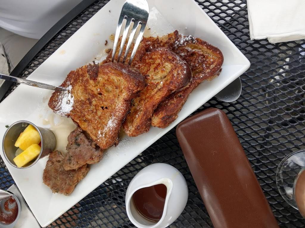 Butlers Pantry | restaurant | 128 Main St A, Stowe, VT 05672, USA | 8022532955 OR +1 802-253-2955