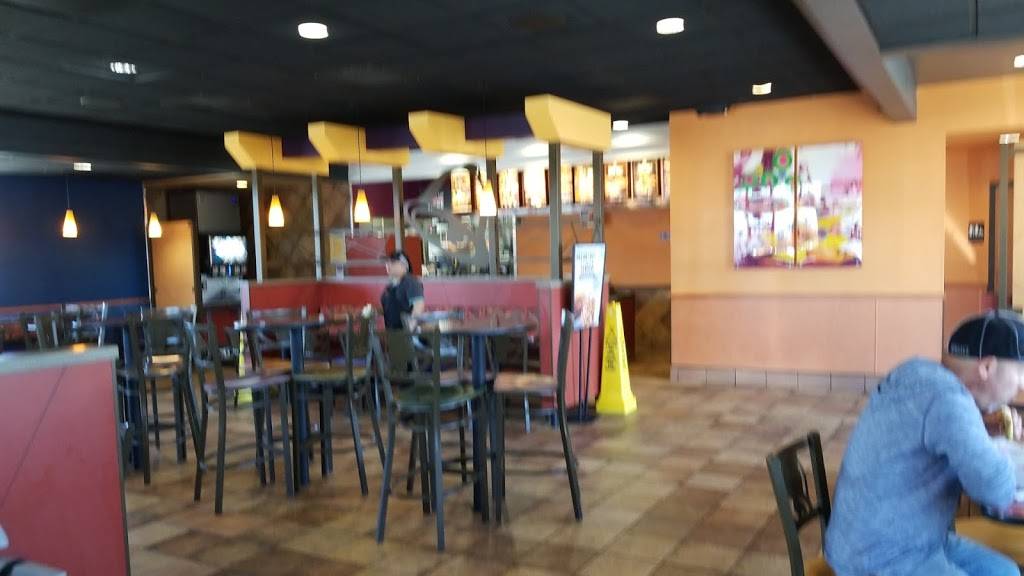Taco Bell | meal takeaway | 41005 Winchester Rd, Temecula, CA 92591, USA | 9512963935 OR +1 951-296-3935