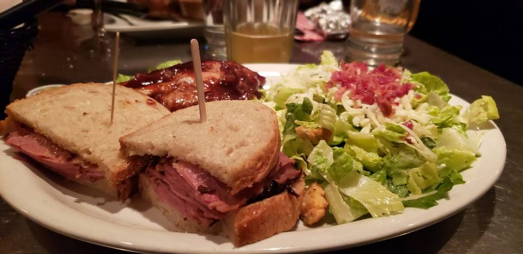 Les Ailes Piquantes Buffalo | restaurant | 331 Rue des Forges, Trois-Rivières, QC G9A 2G9, Canada | 8193712090 OR +1 819-371-2090