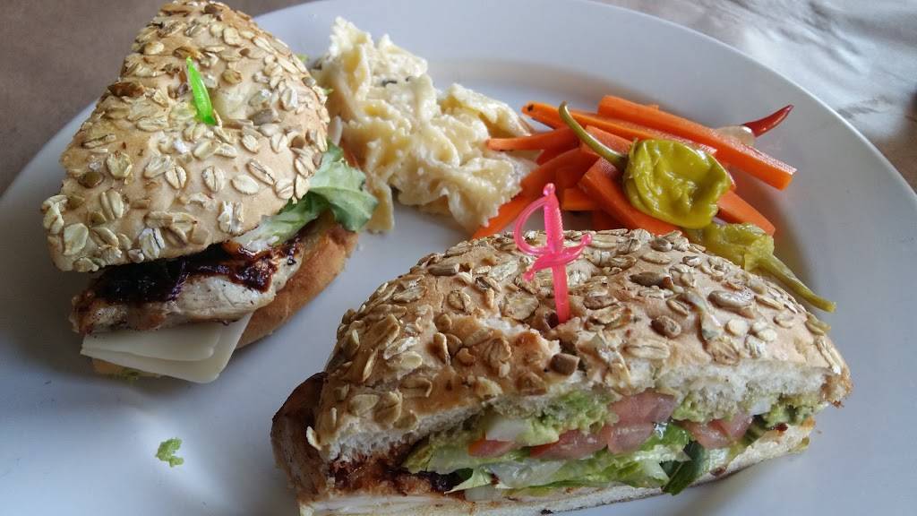 Restaurante Saverios | restaurant | Local 7, Sonora 3808, Chapultepec, 22020 Tijuana, B.C., Mexico | 016646861564 OR +52 664 686 1564